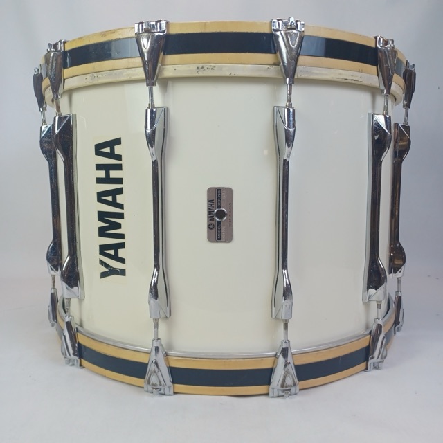Yamaha 14x22MB822U "QP-6368"Bass Drum 12Lug White Wrap Japan Vintage 80s Marcher — main photograph