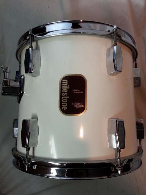 Milestone 12x10"Rack Tom Drum Fiberglass/White Handcrafted In Canada Tempus 70s — main photograph