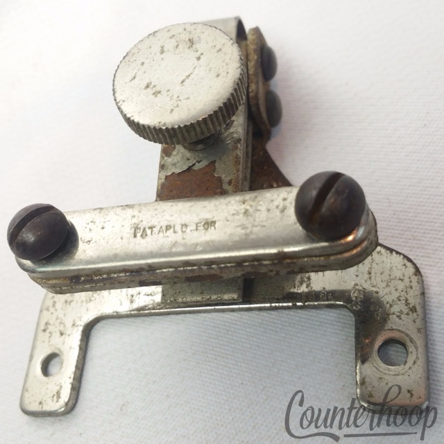 Nokes & Nicolai Snare Drum Strainer Tensioner Knob Hoop-Mount Vintage 10s USA* — main photograph