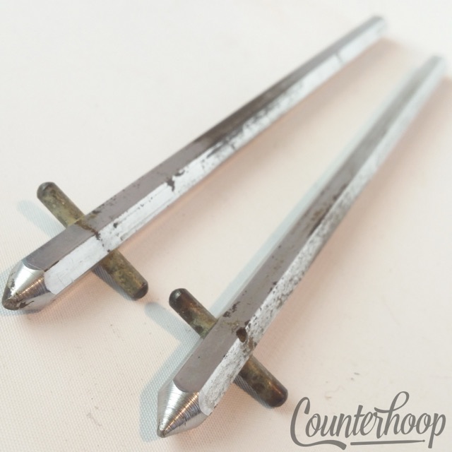 Rogers Hex Spurs Bass Drum Legs Chrome Holiday Cleveland USA Short Vintage 60s* — main photograph