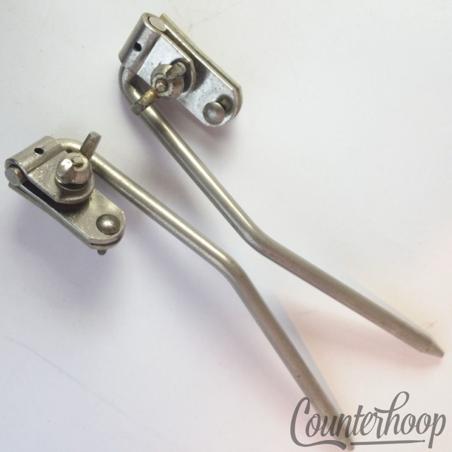 Ludwig 2x Folding Bass Drum Spurs+Mounts Nickel Gull-Wing Vintage 50 WFL USA* — main photograph