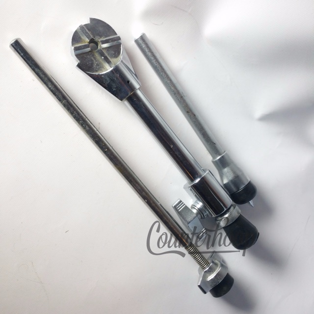 Tama Superstar Bass Drum Spur +2x Disappearing/Mount Retractable Rubber Spurs* — main photograph