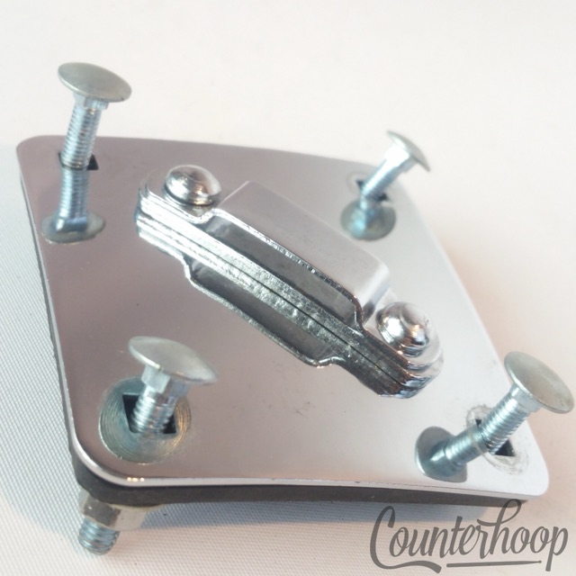 Modern Walberg & Auge Diamond Plate Mount Reproduction Tom Drum Rail Clip Holder — main photograph