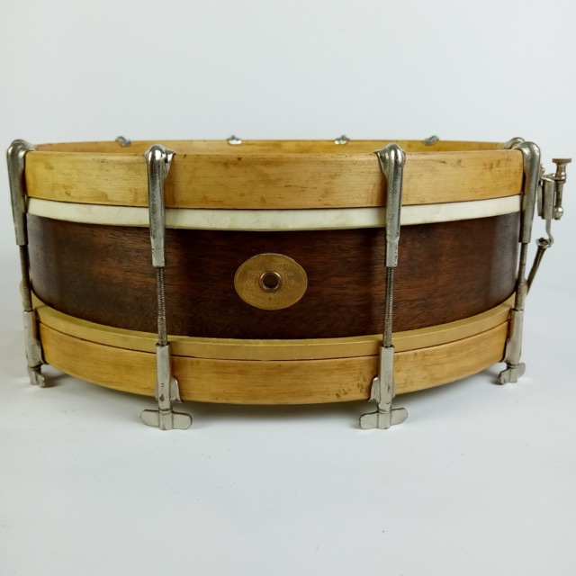 Ludwig &Ludwig Early 20s Economy Snare Drum P338+10-Single-Tension-Lugs Mahogany — main photograph