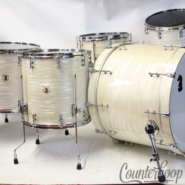 Dark Horse Custom Drum Set Bass-24x18,Tom-18x15,16x16,14x12,Snare-14x7 WMP Maple — main photograph