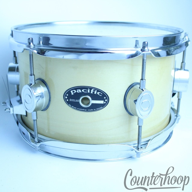 PDP Pacific by DW Soprano Maple Snare 10"x6" Piccolo Auxiliary Drum Natural* — main photograph