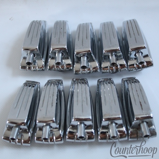 Ludwig 10x Bass/Floor Tom Drum Lugs Large Classic Chrome Vintage 60s USA P2243B — main photograph