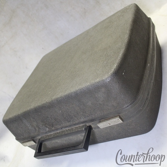 Slingerland 5.5x14" Molded Plastic Snare Drum Case Hard Shell USA Vintage 70s — main photograph