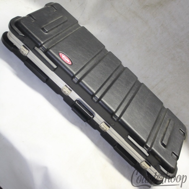 SKB iSeries 61-Note Narrow Keyboard Case with Think Tank Interior, Waterproof — main photograph