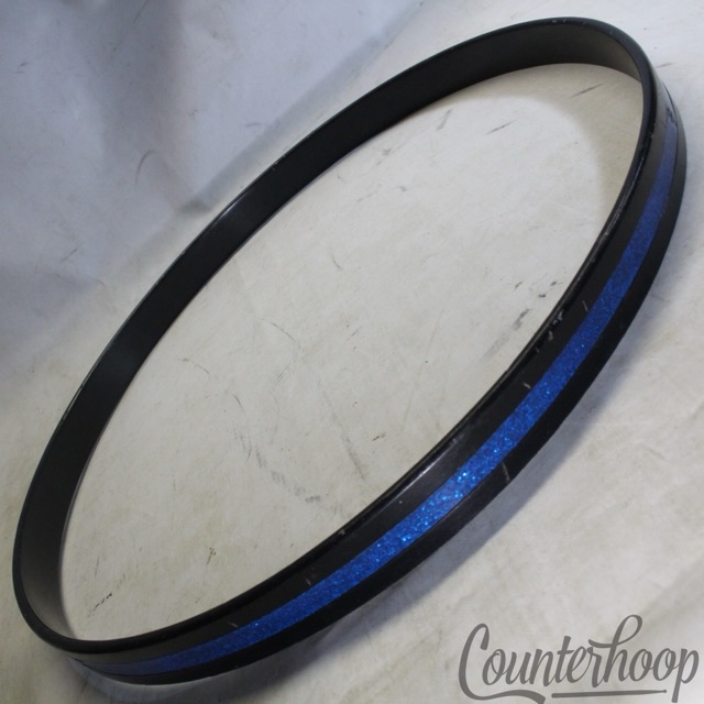 Rogers 22"Blue Sparkle Bass Drum Hoop/Rim Cleveland Holiday Vintage 60s 6Ply USA — main photograph