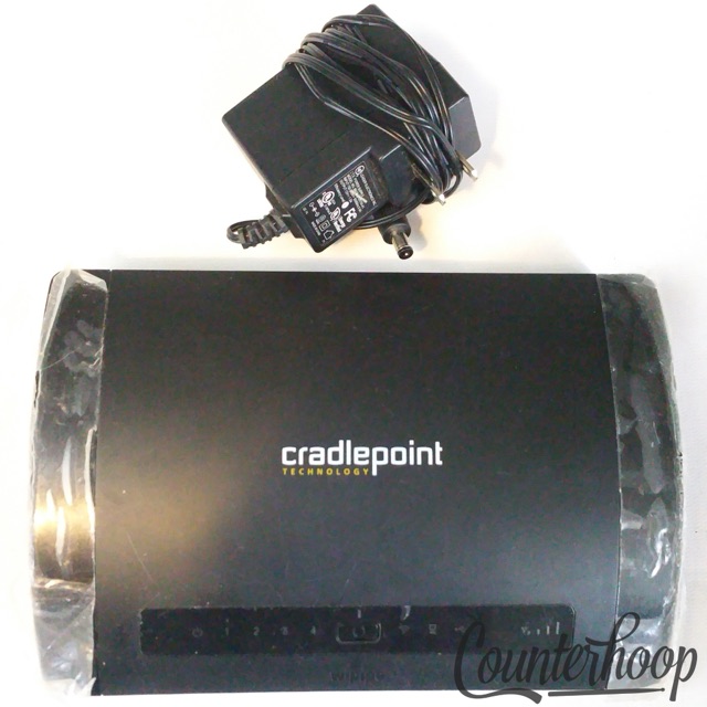 CradlePoint MBR95 300 Mbps 4-Port 10/100 Wireless N Router Multi-Band Modem Wifi — main photograph