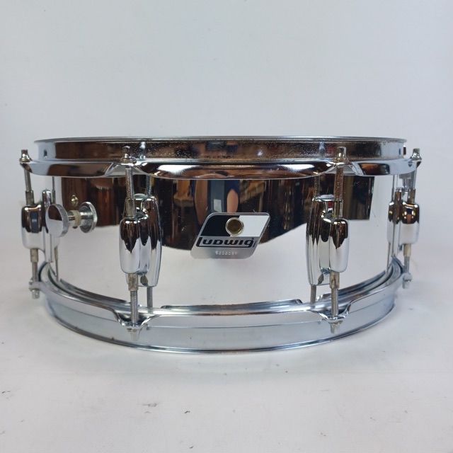 Ludwig Rocker 8Lug Snare Drum#6202064 5x14"Vintage Chrome Over Wood 5Ply Black/W — main photograph