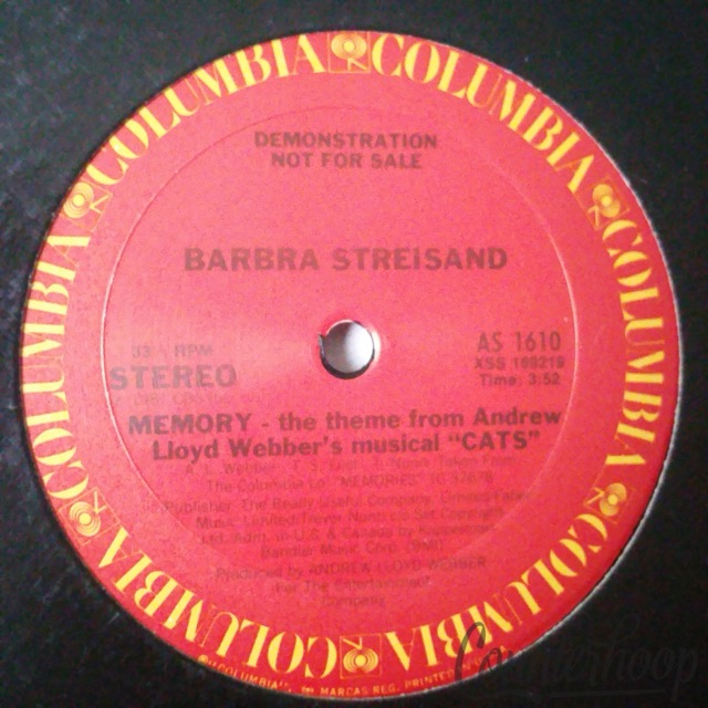 Barbra Streisand-Memory(The Theme From Andrew Lloyd Webber's"Cats")1981	Columbia — main photograph