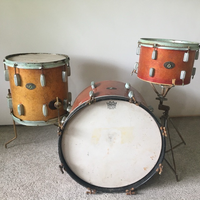 Rogers 20,12,14 Louie Bellson Citation Red Sparkle Drum Set Cleveland Eagle Badg — main photograph