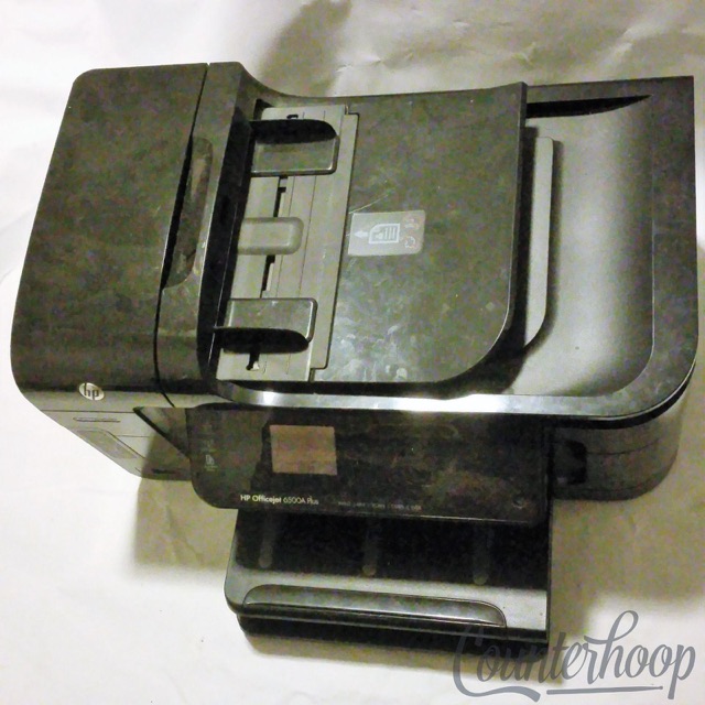 HP OfficeJet 6500A Plus E710n All-In-One Inkjet Printer w/ 100% inks & Duplexer — main photograph