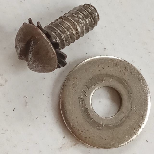 Leedy 1/2"10-24 Screw for Beavertail Lug +Star +Nickel-Steel Washers Vintage 40s — main photograph