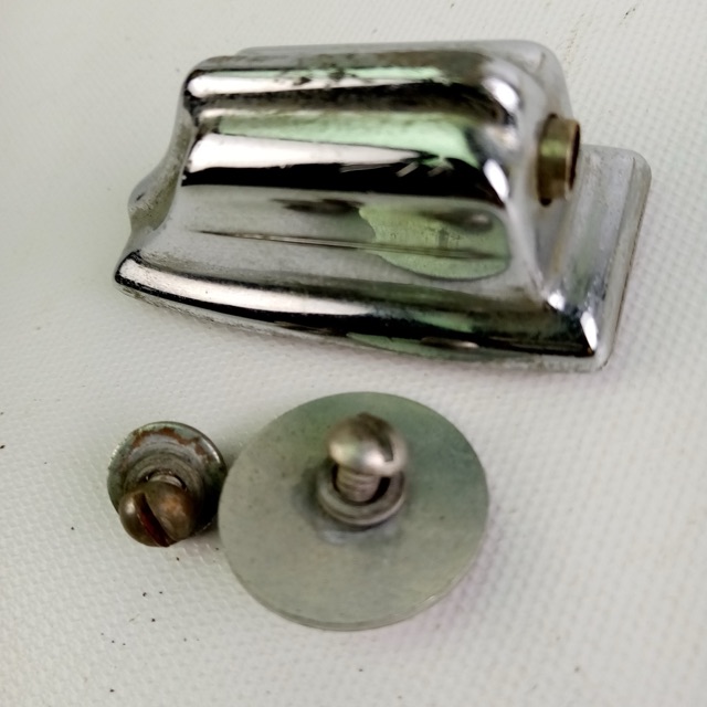 Rogers Beavertail Tom/Snare Drum Lug Chrome Cleveland Vintage 60s Holiday 1stGen — main photograph