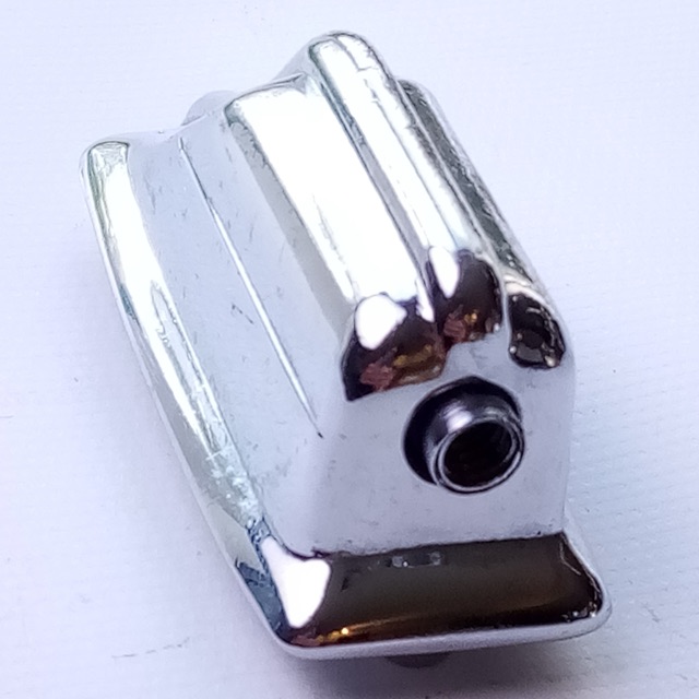 Rogers Early 60s Beavertail Tom/Snare Drum Lug Chrome Cleveland Vintage Holiday — main photograph