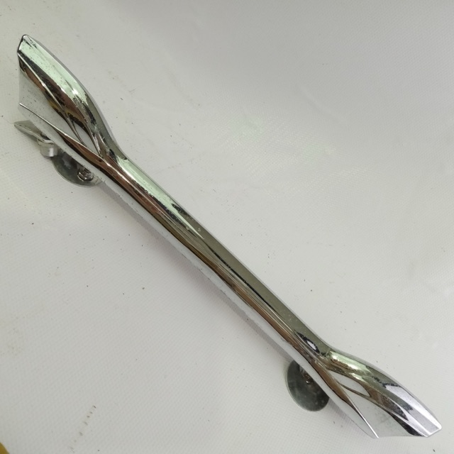 Premier 1x Bass Drum Lug 9 1/8" #125-20 843756 Chrome Vintage 60s-70s Elite UK* — main photograph