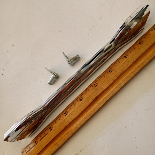 Premier 1+ Bass Drum Lug 9 1/4"#125-20 843756 Diamond Chrome Vintage 70s Elite* — main photograph