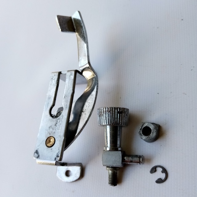 Ludwig P85 Snare Drum Throw-Off Strainer Backing Plate/Tensioner Knob/C-Clip Lot — main photograph