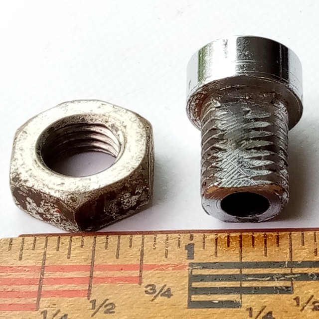 Sonor Teardrop Muffler Shell-Mount Squared-Off Bracket+Hex Nut Vintage60s German — main photograph