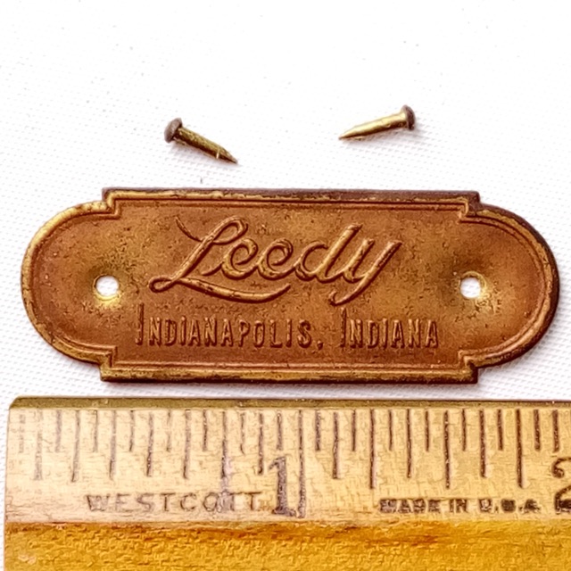 Leedy Indianapolis Indiana 1900-10s Snare/Bass Drum Wood Hoop-Tacked Badge Brass — main photograph