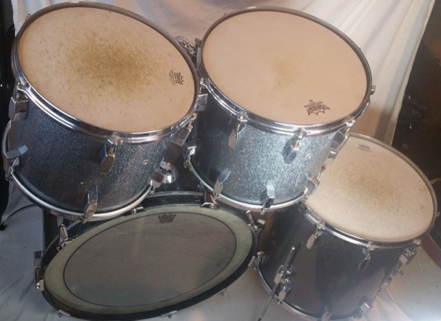 Milestone Drum Set 22,13,14,16+Die-Cast Fiberglass Handcrafted Canada Tempus 70s — main photograph