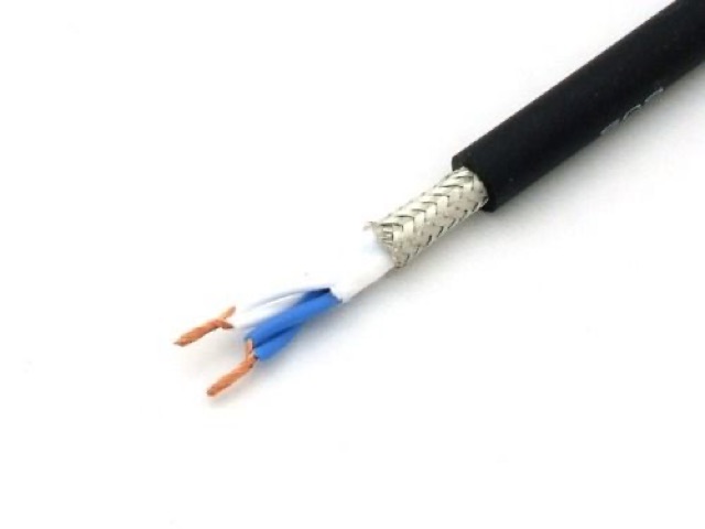 Canare L-4E5C Star Quad Mini Microphone Cable Bulk Unterminated 10' Black — main photograph