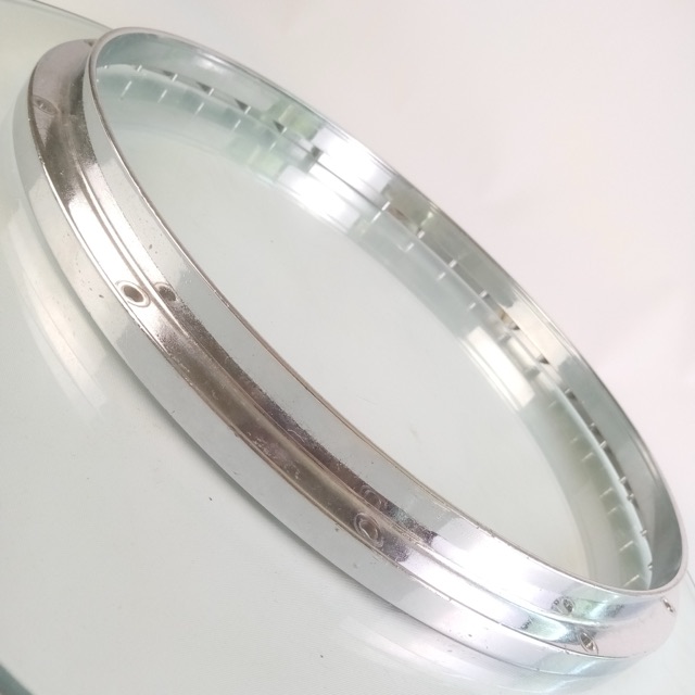 Yamaha 14" 12-Lug Batter Snare Drum Rim/Hoop 2lb 6oz Die-Cast Zinc Marching 80s — main photograph