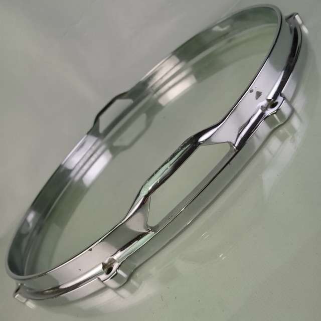 Carlton 14"Die-Cast Snare Drum 8Lug Resonant Rim/Hoop Chrome Vintage England 60s — main photograph