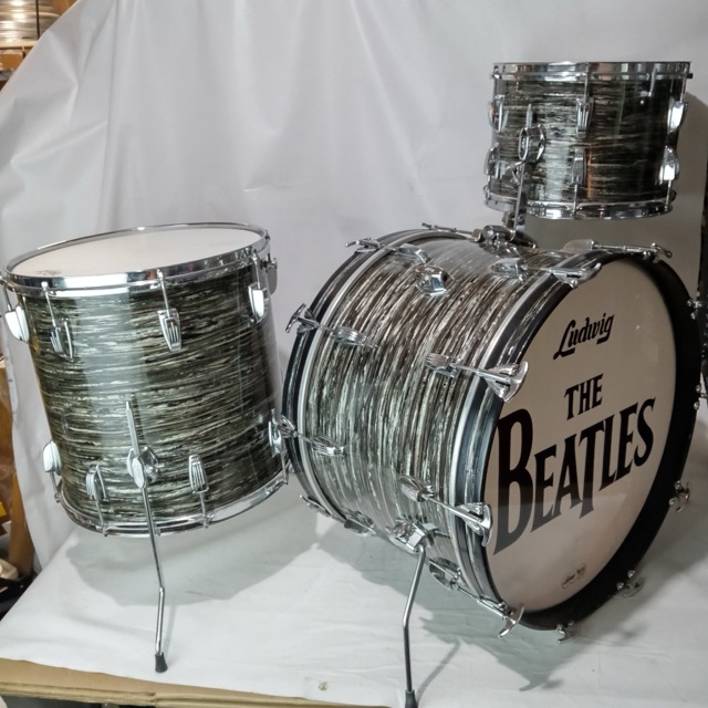Ludwig 22,13,16"Black Oyster Pearl/60s "Super Classic"Drum Set Ringo Beatles BOP — main photograph