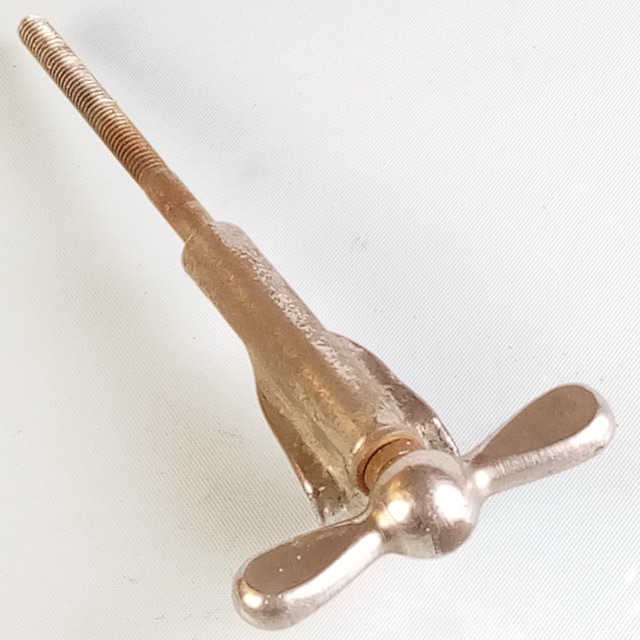 Leedy&Ludwig "L"Stamp Flat-Wing Bowtie Bass-Drum Tension T-Rods+Claws Bow-Tie US — main photograph