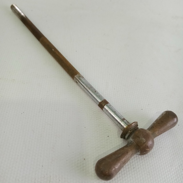 Ludwig 5 3/16" Bass Drum Bow-Tie Tension T-Rod Vintage 30s Nickel USA Bowtie — main photograph
