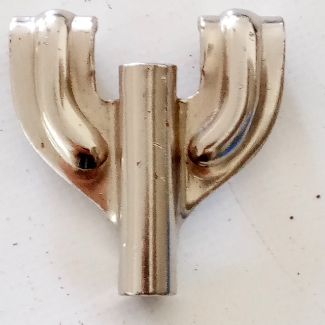 Gretsch Drum T-Rod Claw Snare/Bass Round Badge Broadkaster Nickel Vintage40s USA — main photograph