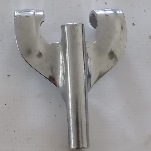 Gretsch Threaded Drum T-Rod Claw Single Tension Snare/Bass Round Badge Chrome50s — main photograph