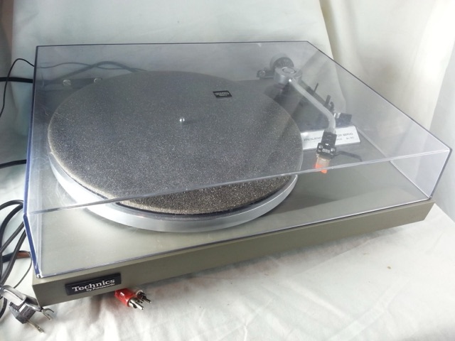Technics SL-20 Panasonic Turntable Record Player Belt Drive+IMS Cart+Dust Cover — main photograph