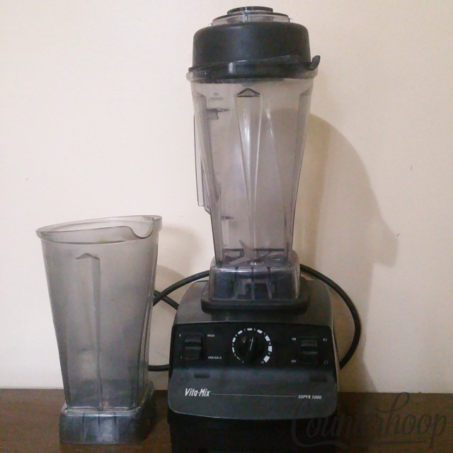 Vita-Mix Super 5000 Blender +2x 64oz Dry+Wet Blade Containers + Lid 10-Speed Jar — main photograph
